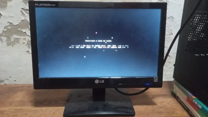 Vendo um monitor em ontimo Estado