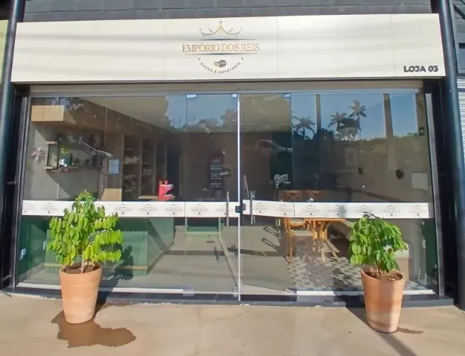 Cafeteria e Empório todo equipado!