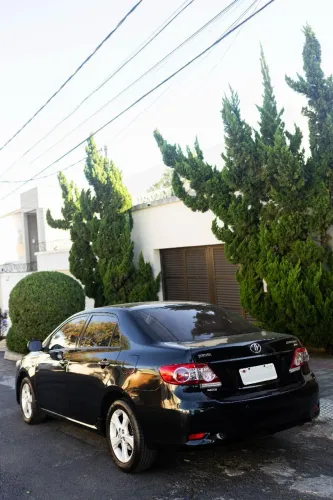 Toyota Corolla GLI 1.8 Flex 16V Aut. 2013