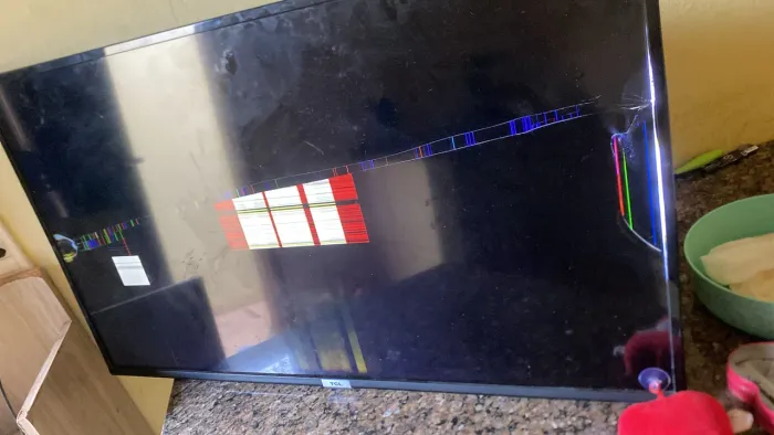 Tv TCL 43polegadS