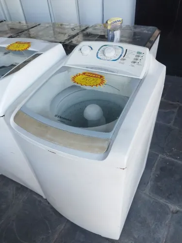 Máquina de lavar é no Brechokinho