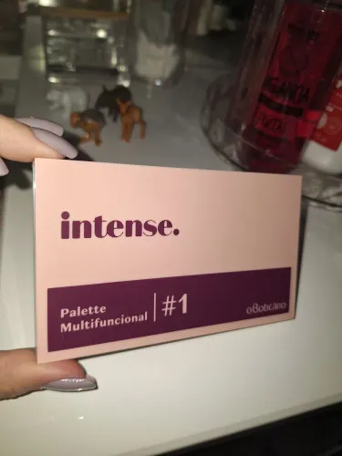 Paleta multifuncional oboticario