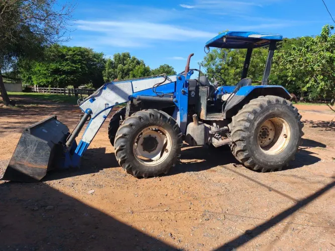 Trator New holland TS 6040