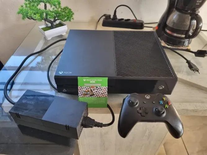 Xbox One Revisado + 400 jogos ? HD Novo + Pasta Térmica Nova + controle e fonte originais