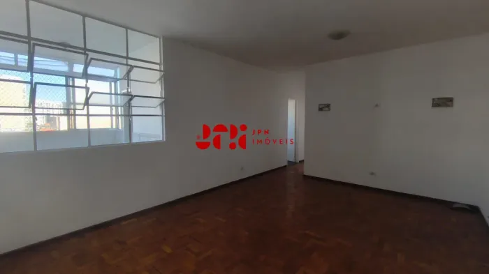 Apto em Santo Amaro - 101m², 02 dormitórios, 02 banheiros, sem garagem