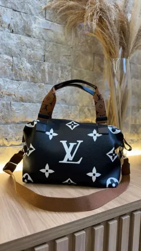 Vende-se bolsa tipo baú
