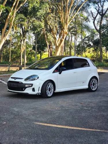 Fiat Punto T-jet 1.4 16V Turbo 5P 2014