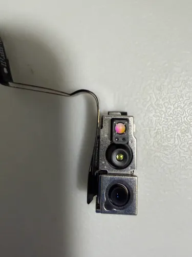 Camera Frontal IPhone 16 Pro Max 