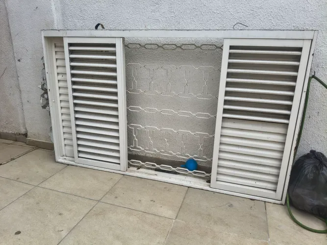 Veneziana Sasazaki Raridade nova - Muito bem conservada 1,50 x 1,00