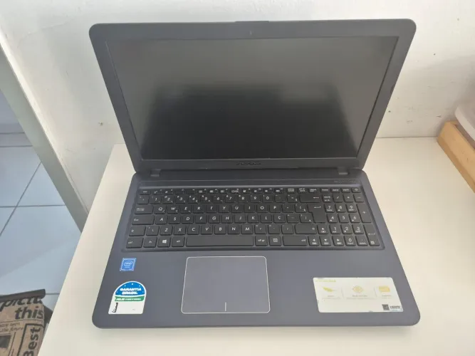 Notebook Asus VivoBook