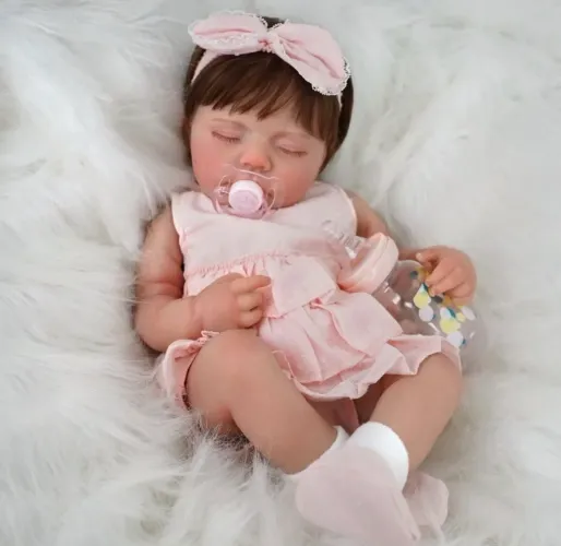 Bebê Reborn de silicone vinílico nova