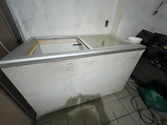 Freezer Fricon Horizontal com portas de vidros deslizantes 