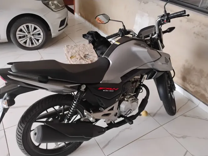 Vendo Moto Fan moto zera 240 Km