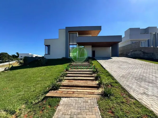 Casa Nova à venda no condomínio Village Porto Feliz em Porto Feliz