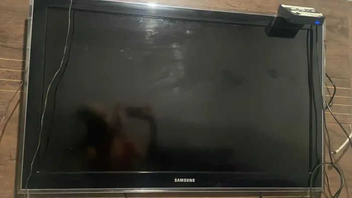 Tv não é smart pra vender logo