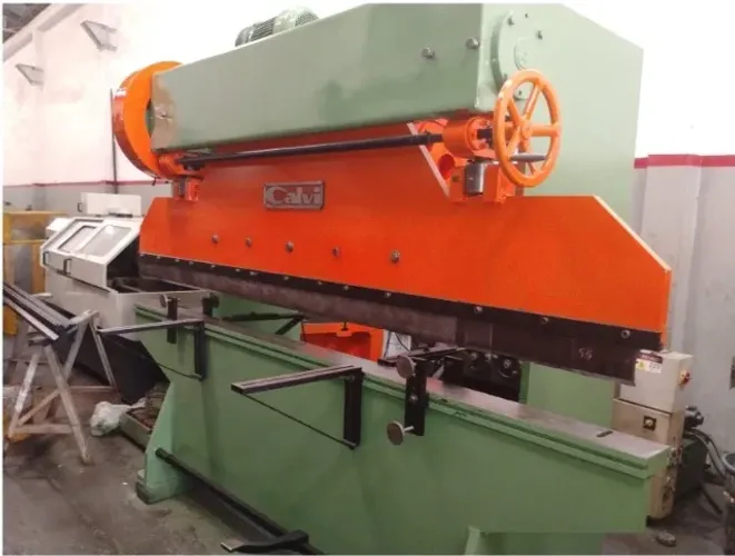 Dobradeira Mecânica 3 metros 