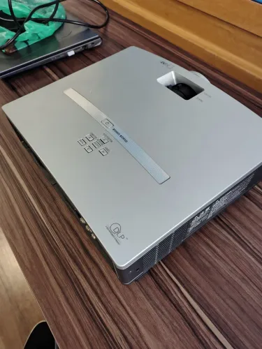 Projetor Mitsubishi DLP ES-100U