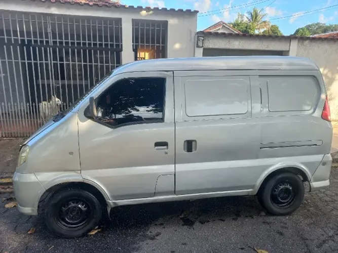 Hafei Towner Furgão 1.0 8V 48cv 5P 2010