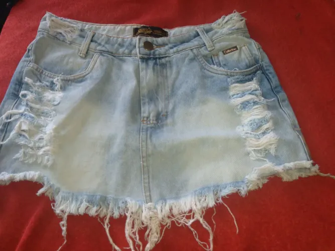 Vendo saia jeans em otimo estado!