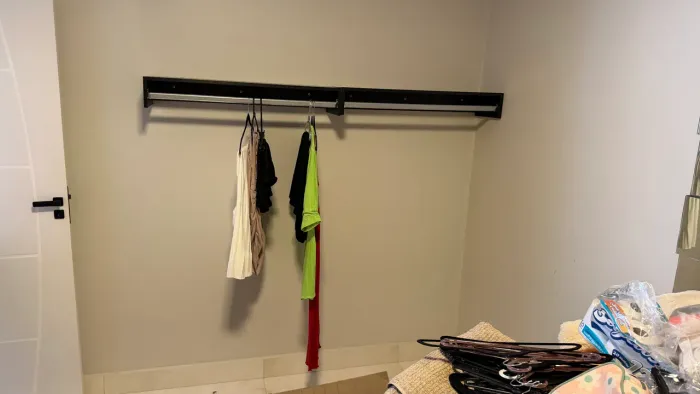 ARARA 150cm MUITO NOVA!!