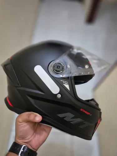 Capacete MT Stinger 2