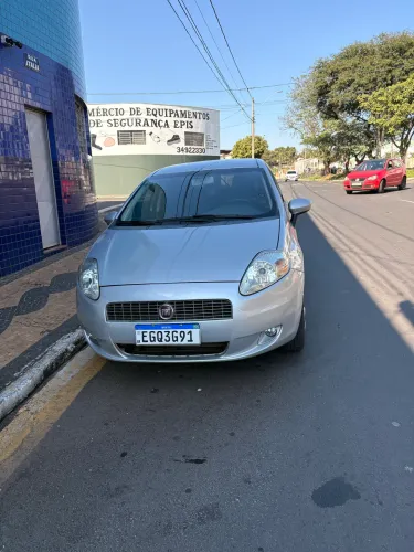 Fiat Punto ELX 1.4 Fire Flex 8V 5P 2009