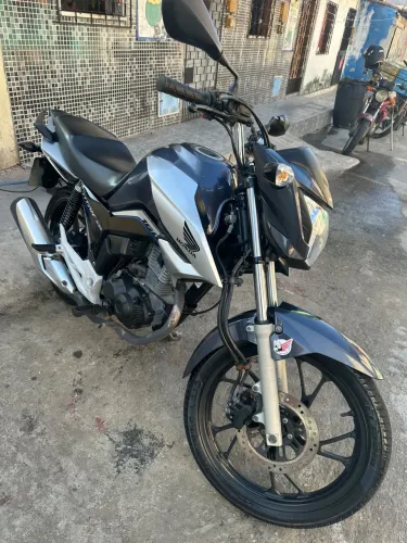 Moto Titan CG 160 ano 2023 33 mil km rodado