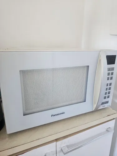 Microondas Panasonic 50R$