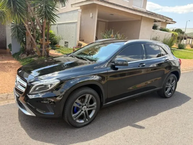 Mercedes-Benz GLA 200 Enduro 1.6 TB 16V Flex Aut. 2017