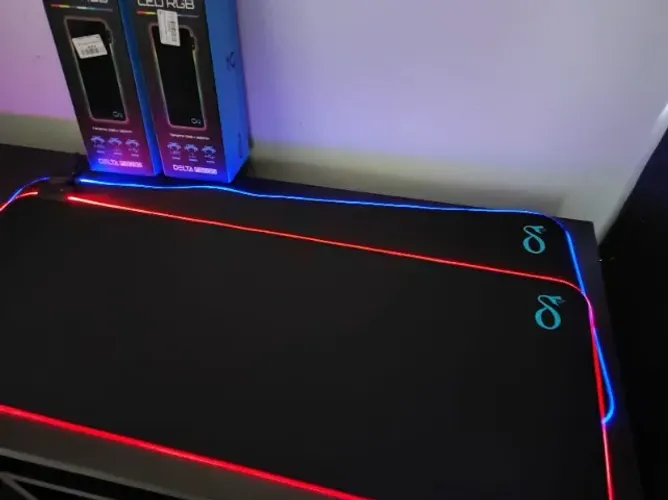Mousepad Gamer 80cm x 30cm com LED - Novo 