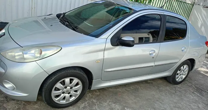 Peugeot 207 Sed. Passion XR Sport 1.4 Flex 8V 4P 2012