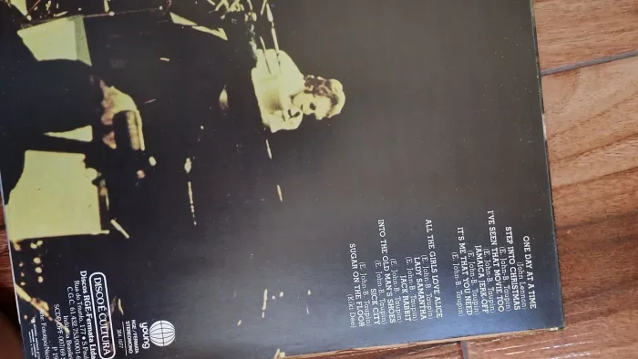 Disco vinil Elton John "One day at a time"