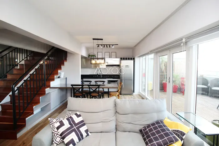 Apartamento duplex mobiliado para alugar no Lifespace Curitiba - 92 m² - 2 quartos e 2 vag