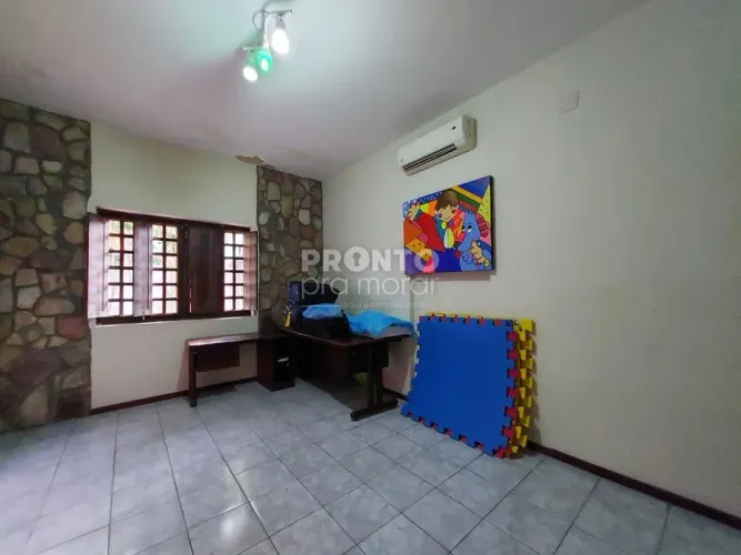 Casa com 5 quartos em Várzea