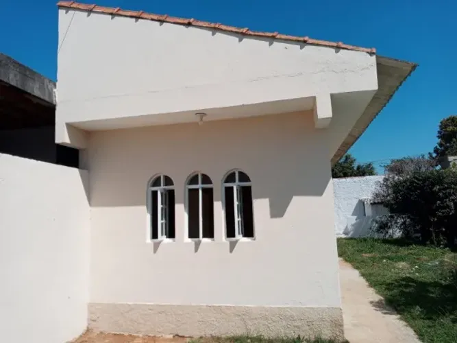 Aluga-se Casa em Jd. Alto da Boa Vista - Suzano - SP. 2 dorm.