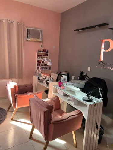 Aluguel de cadeira para manicure 