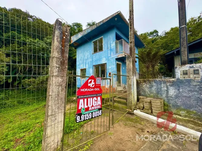 Casa Sobrado para Locação em Itapema - 4 Dormitórios