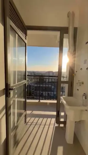 Porta terraço serviço com 2 folhas