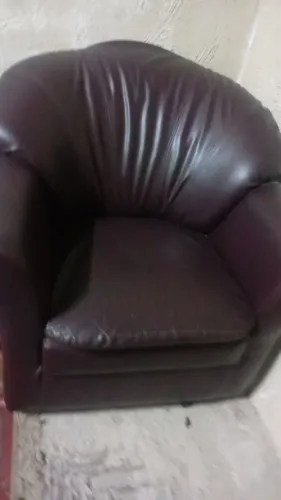 Poltrona Marron de Couro