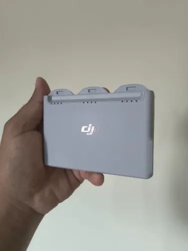 Hub DJI Neo + 3 Baterias Originais - Cerca de 30 Ciclos