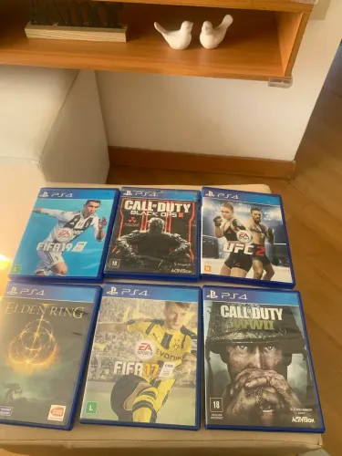 PlayStation 4 / 2 controles / 6 jogos