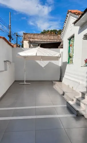 Toldo ombrelone de lona com estrutura metálica 3x3 Mts 890 reais