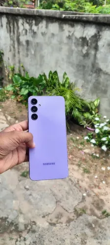 Samsung Galaxy A05s tela trincada com linha na tela