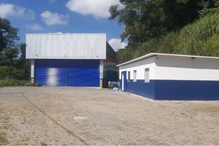 Galpão para locação com 1000m² no bairro Salvaterra em Juiz de Fora