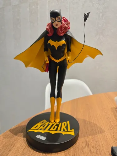 ESTÁTUAS ACTIONS FIGURE DC