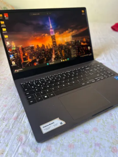 Notebook Samsung Book 2 i5-1235u 512gb ssd nvme