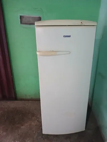 VENDO GELADEIRA CONSUL FUNCIONANDO
