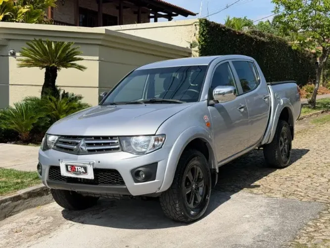 Mitsubishi L200 Triton HPE 3.2 CD TB Int.diesel AUT 2011