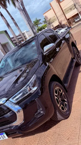 Toyota Hilux CD SRV 4X4 2.8 TDI Diesel Aut. 2022