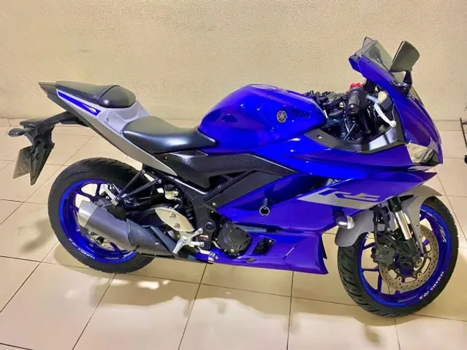 YAMAHA R3 2021